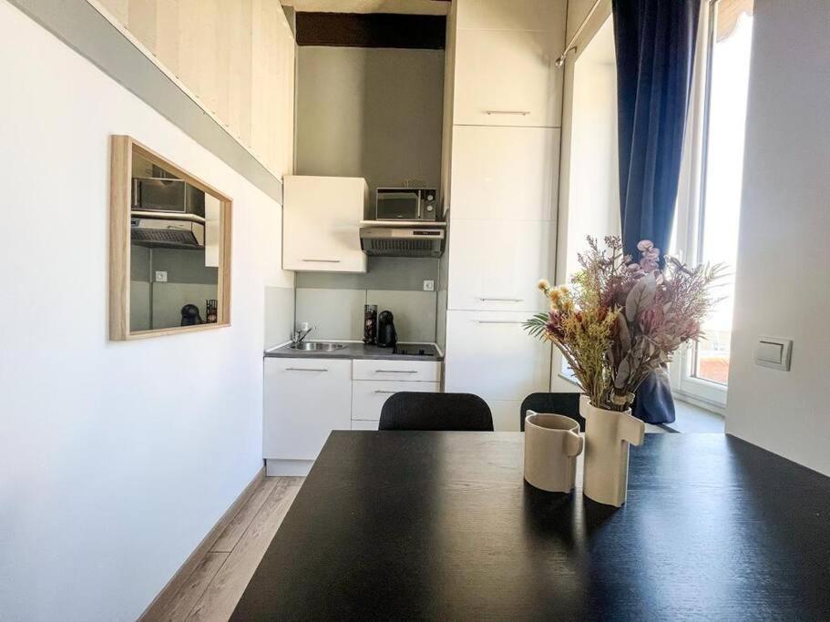 Suite Bertone Lyon Bagian luar foto
