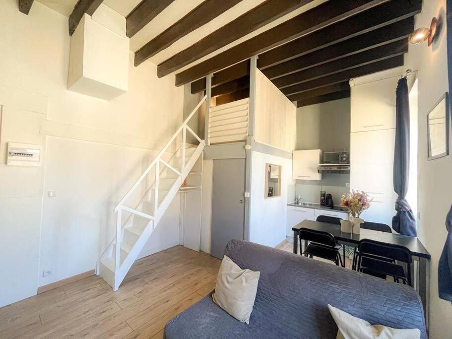 Suite Bertone Lyon Bagian luar foto